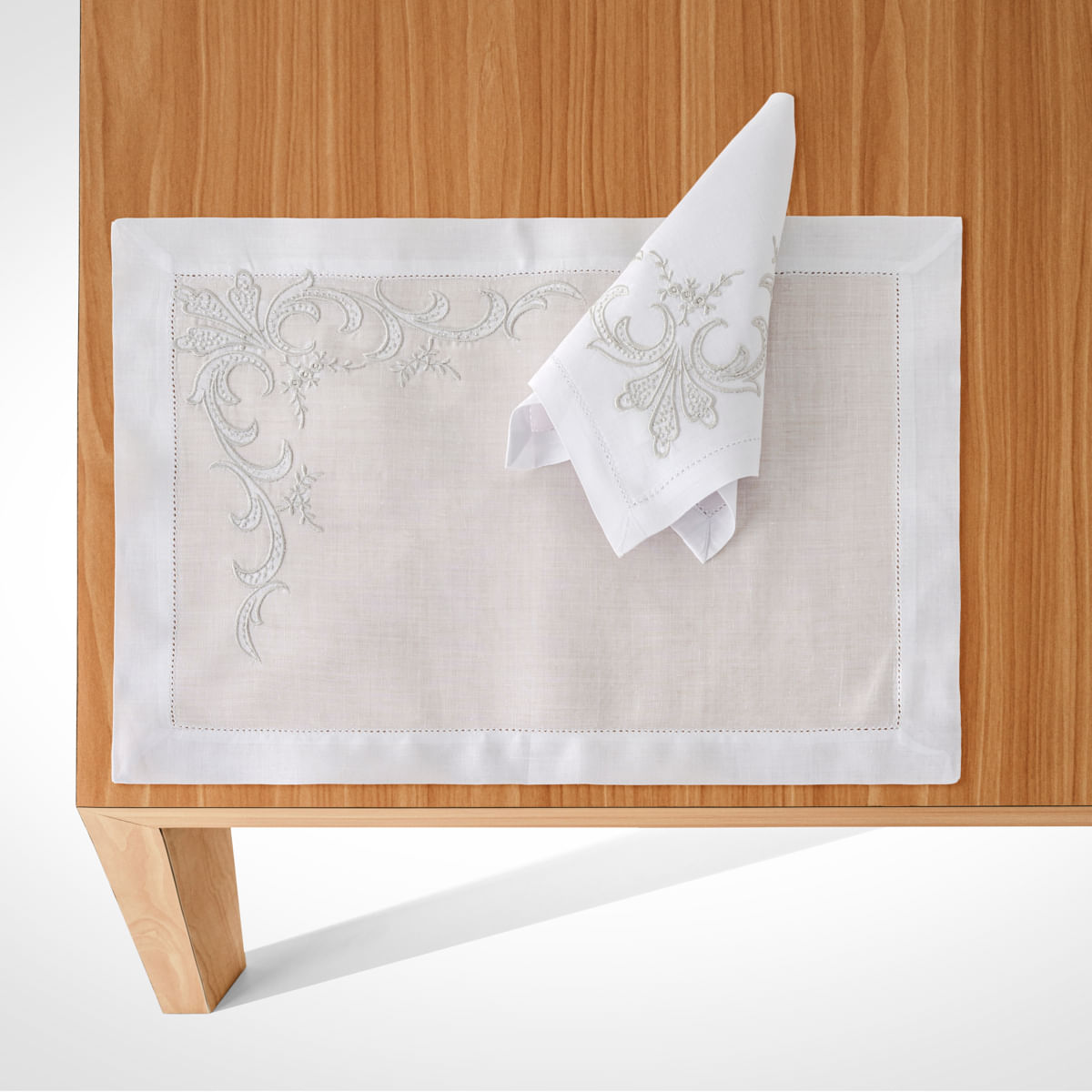 02 06 0110 Jg Americano Palmas Marfim.jpg